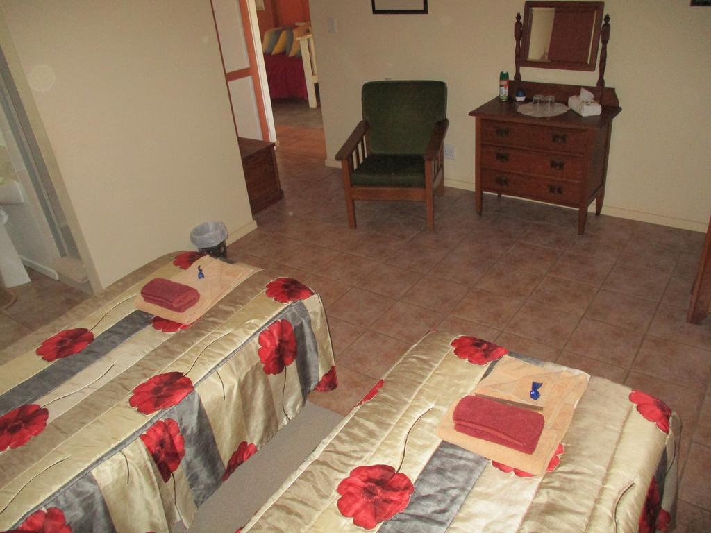 Van Rhyn Guest House Vanrhynsdorp 외부 사진