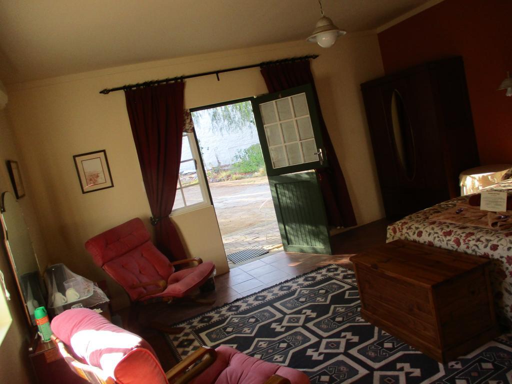 Van Rhyn Guest House Vanrhynsdorp 외부 사진