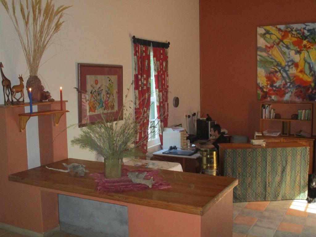 Van Rhyn Guest House Vanrhynsdorp 외부 사진