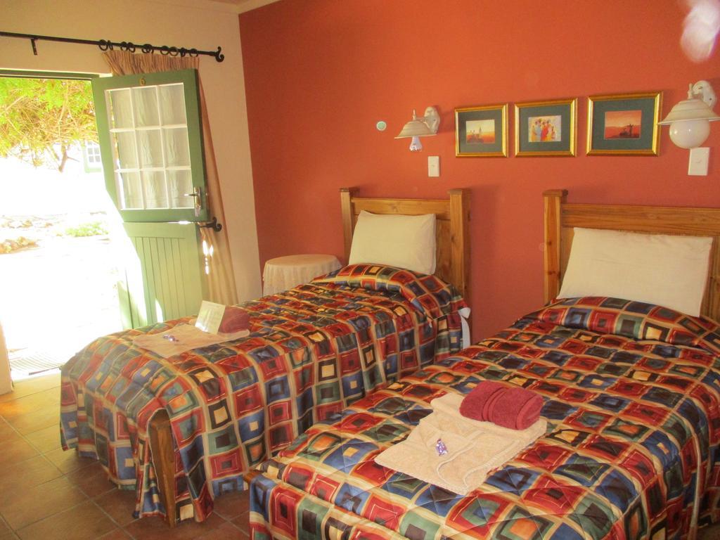 Van Rhyn Guest House Vanrhynsdorp 외부 사진